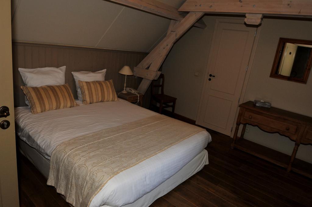 Hostellerie Au Coeur Du Spinois Rebecq-Rognon ภายนอก รูปภาพ